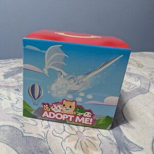 Adopt me! Dragon McDonald's happy meal toy 2025 (#1)